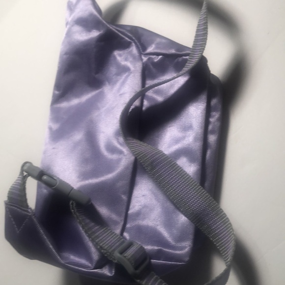 Woman’s eastsport purple Y2k Fanny pack waist bag - Picture 6 of 13